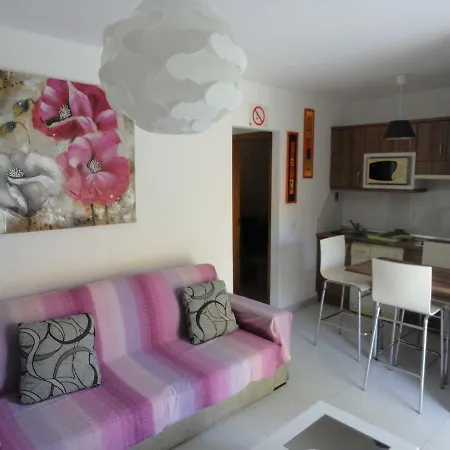 Lasvistasapartment * קורלחו