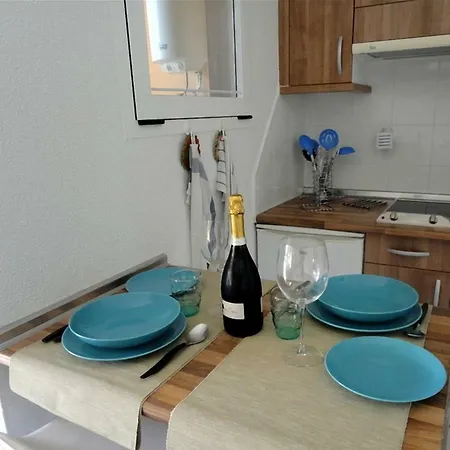 Lasvistas Apartment *