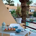Karibu * Corralejo