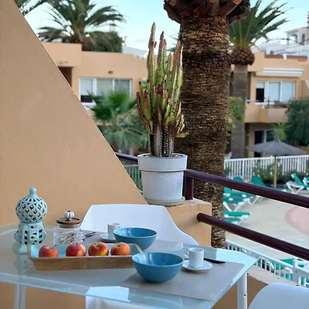 Karibu * Corralejo
