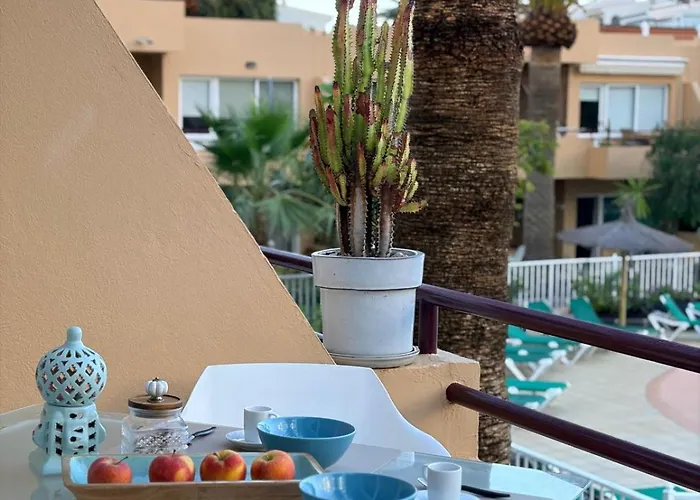 Karibu * Corralejo